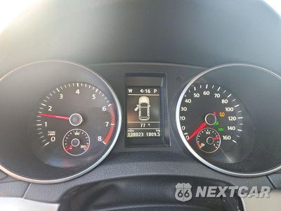 Zdjęcie 9 z 12 samochodu: 2010 VOLKSWAGEN GOLF VIN:WVWBB7AJ3AW364852 - miniatura