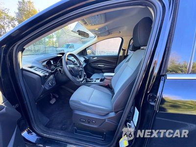 Zdjęcie 7 z 14 samochodu: 2017 FORD ESCAPE SE VIN:1FMCU9GD4HUC71190 - miniatura