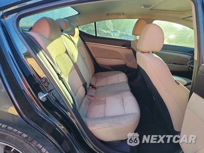 Zdjęcie 10 z 12 samochodu: 2017 HYUNDAI ELANTRA VALUE EDITION VIN:5NPD84LF3HH180428 - miniatura
