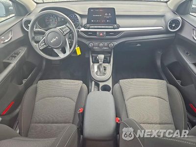 Zdjęcie 8 z 12 samochodu: 2023 KIA FORTE LXS VIN:3KPF24AD9PE673822 - miniatura