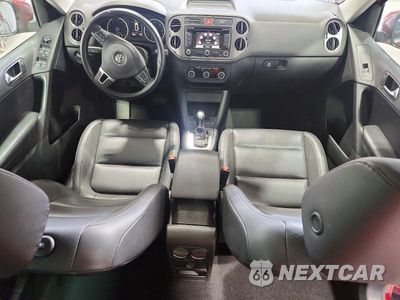 Zdjęcie 8 z 14 samochodu: 2011 VOLKSWAGEN TIGUAN S VIN:WVGBV7AX5BW001347 - miniatura