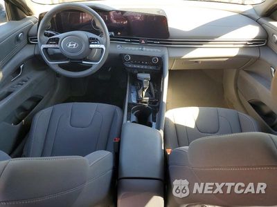 Zdjęcie 8 z 12 samochodu: 2025 HYUNDAI ELANTRA SEL VIN:KMHLS4DG4SU890273 - miniatura