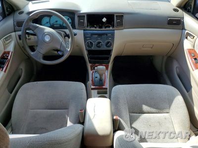 Zdjęcie 8 z 12 samochodu: 2003 TOYOTA COROLLA LE VIN:2T1BR32E23C123642 - miniatura