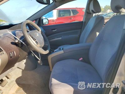Zdjęcie 7 z 13 samochodu: 2005 TOYOTA PRIUS BASE VIN:JTDKB20U057034343 - miniatura