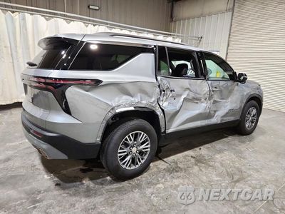 Trzecie zdjęcie samochodu z tyłu: 2027 CHEVROLET TRAVERSE LT VIN:1GNERGKS6VJ116332 - miniatura