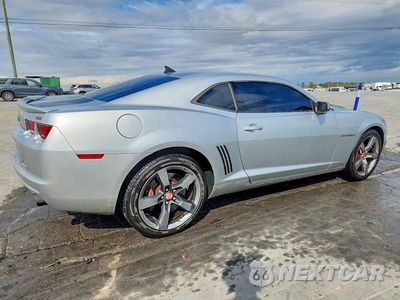 Trzecie zdjęcie samochodu z tyłu: 2010 CHEVROLET CAMARO SS VIN:2G1FK1EJ1A9105786 - miniatura