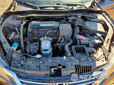 Zdjęcie 11 z 12 samochodu: 2015 HONDA ACCORD EXL VIN:1HGCR2F85FA119999 - miniatura