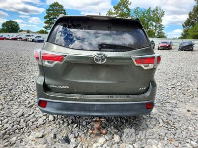Zdjęcie 6 z 13 samochodu: 2016 TOYOTA HIGHLANDER XLE VIN:5TDKKRFH9GS168909 - miniatura