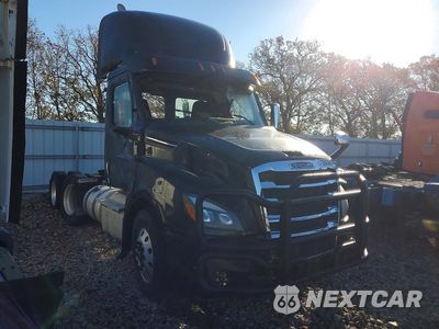 Czwarte zdjęcie samochodu z boku: 2022 FREIGHTLINER CASCADIA 126 SEMI TRUCK VIN:3AKJHLDRXNSNF0182 - miniatura