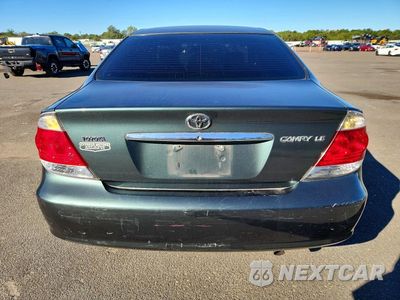 Zdjęcie 6 z 12 samochodu: 2006 TOYOTA CAMRY LE VIN:4T1BE32K06U139987 - miniatura
