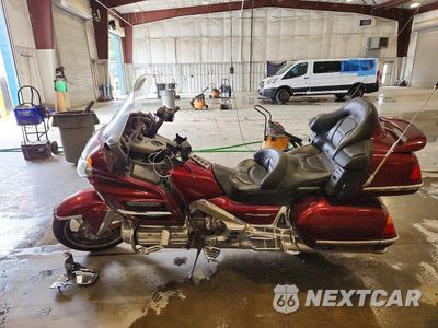 Trzecie zdjęcie samochodu z tyłu: 2005 HONDA GL1800 VIN:1HFSC47035A409887 - miniatura