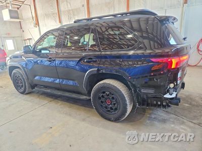 Drugie zdjęcie samochodu z przodu: 2025 TOYOTA SEQUOIA TRD PRO VIN:7SVAAABA3SX060674 - miniatura