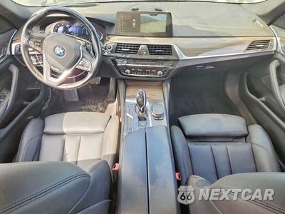 Zdjęcie 8 z 12 samochodu: 2018 BMW 530XE VIN:WBAJB1C56JB085389 - miniatura