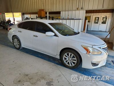 Czwarte zdjęcie samochodu z boku: 2015 NISSAN ALTIMA 2.5 S VIN:1N4AL3APXFC480294 - miniatura