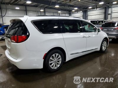 Trzecie zdjęcie samochodu z tyłu: 2018 CHRYSLER PACIFICA TOURING L VIN:2C4RC1BG9JR277123 - miniatura