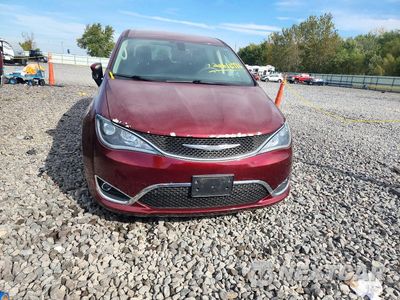 Piąte zdjęcie samochodu w środku: 2017 CHRYSLER PACIFICA TOURING L VIN:2C4RC1BG7HR782152 - miniatura