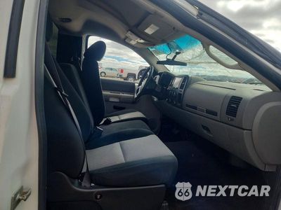 Zdjęcie 10 z 12 samochodu: 2008 CHEVROLET SILVERADO C1500 VIN:1GCEC14XX8Z277465 - miniatura