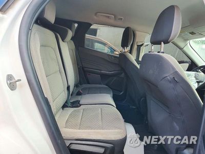 Zdjęcie 11 z 13 samochodu: 2022 FORD ESCAPE SE VIN:1FMCU9G64NUA84321 - miniatura
