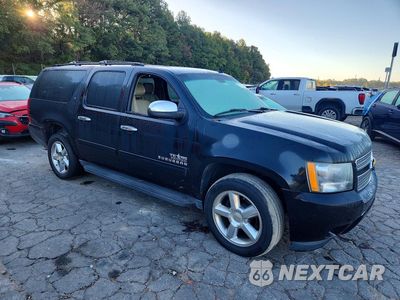 Czwarte zdjęcie samochodu z boku: 2013 CHEVROLET SUBURBAN C1500 LT VIN:1GNSCJE09DR121200 - miniatura