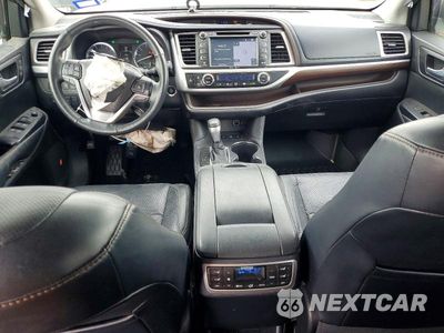 Zdjęcie 8 z 13 samochodu: 2015 TOYOTA HIGHLANDER LIMITED PLATINUM VIN:5TDDKRFH4FS171062 - miniatura