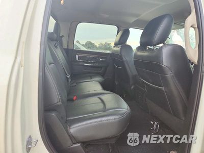 Zdjęcie 10 z 12 samochodu: 2018 RAM 3500 LARAMIE VIN:3C63RRJLXJG200517 - miniatura