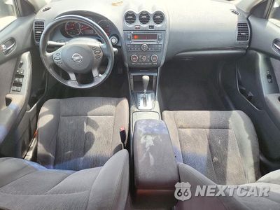 Zdjęcie 8 z 12 samochodu: 2010 NISSAN ALTIMA HYBRID VIN:1N4CL2AP6AC111959 - miniatura