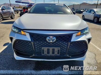 Piąte zdjęcie samochodu w środku: 2019 TOYOTA AVALON HYBRID XSE VIN:4T1B21FB0KU009340 - miniatura