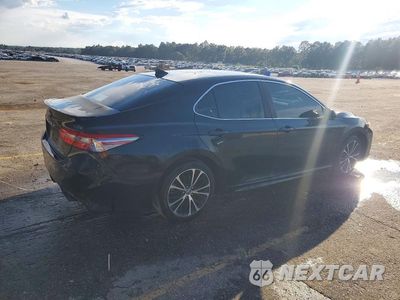 Trzecie zdjęcie samochodu z tyłu: 2019 TOYOTA CAMRY SE VIN:4T1B11HK4KU829551 - miniatura