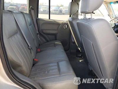 Zdjęcie 11 z 14 samochodu: 2006 JEEP LIBERTY LIMITED VIN:1J8GL58K06W242035 - miniatura