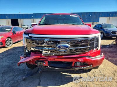 Piąte zdjęcie samochodu w środku: 2022 FORD F150 LIGHTNING PRO VIN:1FT6W1EV5NWG13240 - miniatura