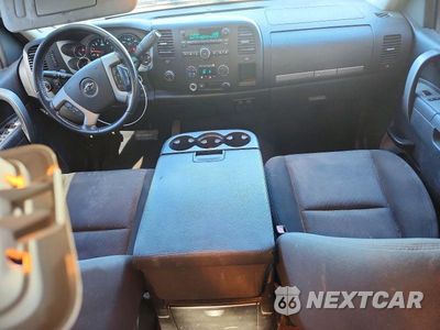 Zdjęcie 8 z 12 samochodu: 2011 CHEVROLET SILVERADO K1500 LT VIN:1GCPKSE39BF207560 - miniatura