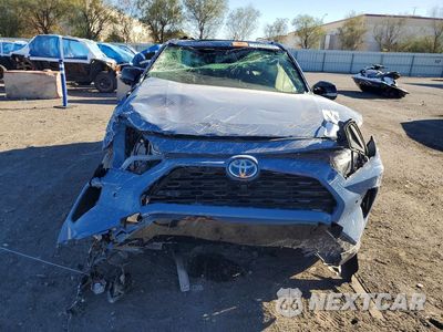Piąte zdjęcie samochodu w środku: 2024 TOYOTA RAV4 XSE VIN:JTME6RFV6RJ062540 - miniatura