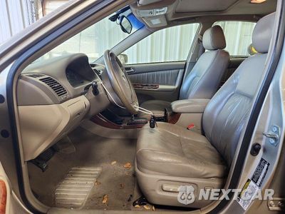 Zdjęcie 7 z 12 samochodu: 2004 TOYOTA CAMRY XLE V6 VIN:4T1BF32K54U588284 - miniatura