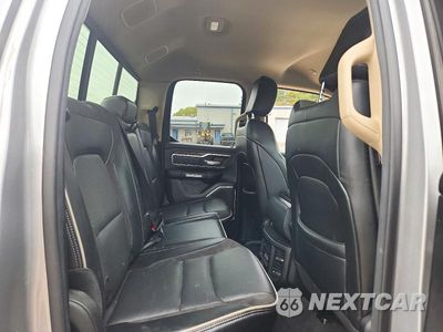 Zdjęcie 10 z 13 samochodu: 2019 RAM 1500 LARAMIE VIN:1C6SRFDT9KN860787 - miniatura