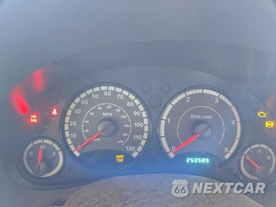 Zdjęcie 9 z 12 samochodu: 2005 JEEP LIBERTY SPORT VIN:1J4GL48525W681175 - miniatura