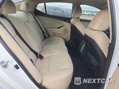 Zdjęcie 10 z 13 samochodu: 2015 KIA OPTIMA LX VIN:5XXGM4A76FG463774 - miniatura