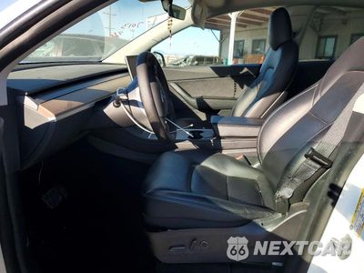 Zdjęcie 7 z 12 samochodu: 2022 TESLA MODEL Y VIN:7SAYGAEE7NF433478 - miniatura
