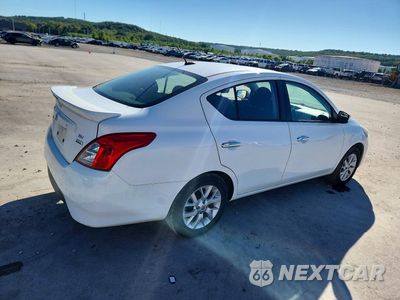 Trzecie zdjęcie samochodu z tyłu: 2018 NISSAN VERSA SV VIN:3N1CN7AP5JL804885 - miniatura