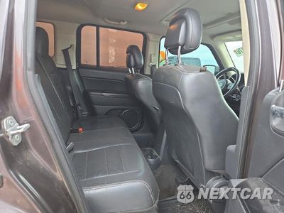 Zdjęcie 10 z 12 samochodu: 2015 JEEP PATRIOT VIN:1C4NJPFA7FD179313 - miniatura