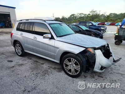 Czwarte zdjęcie samochodu z boku: 2014 MERCEDES-BENZ GLK 350 VIN:WDCGG5HB8EG266890 - miniatura