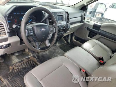 Zdjęcie 8 z 12 samochodu: 2017 FORD F550 SUPER DUTY VIN:1FDUF5GT0HEE06660 - miniatura