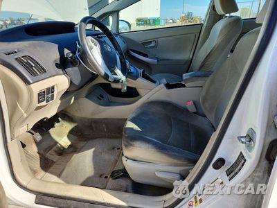 Zdjęcie 7 z 12 samochodu: 2010 TOYOTA PRIUS III VIN:JTDKN3DUXA1129223 - miniatura