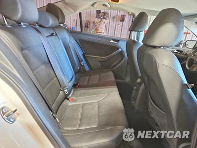 Zdjęcie 10 z 12 samochodu: 2012 VOLKSWAGEN JETTA SE VIN:3VWDP7AJ2CM309870 - miniatura