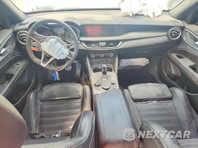 Zdjęcie 8 z 13 samochodu: 2019 ALFA ROMEO STELVIO TI VIN:ZASPAKBN3K7C44839 - miniatura