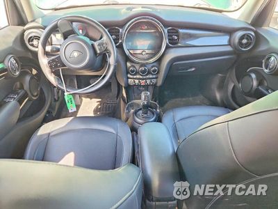 Zdjęcie 8 z 12 samochodu: 2022 MINI COOPER VIN:WMW33DK09N2P77259 - miniatura