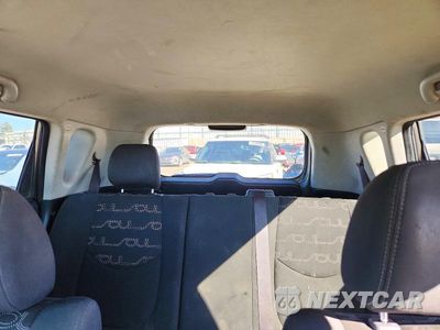 Zdjęcie 10 z 13 samochodu: 2013 KIA SOUL + VIN:KNDJT2A67D7577549 - miniatura