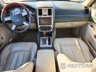 Zdjęcie 8 z 13 samochodu: 2005 CHRYSLER 300C VIN:2C3AA63H35H667495 - miniatura
