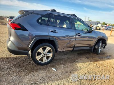 Trzecie zdjęcie samochodu z tyłu: 2019 TOYOTA RAV4 LE VIN:JTMG1RFV4KD033694 - miniatura