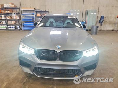 Piąte zdjęcie samochodu w środku: 2019 BMW M5 VIN:WBSJF0C52KB284631 - miniatura