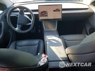 Zdjęcie 8 z 12 samochodu: 2026 TESLA MODEL Y VIN:7SAYGDEE6TF379685 - miniatura